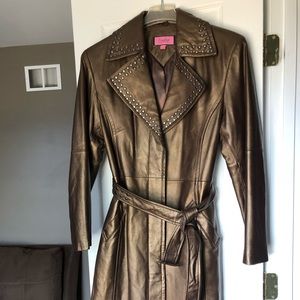 Leather 1/4 length coat 🧥